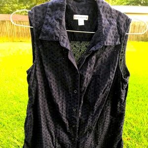 Eyelet Navy Blue collar buttton tank XS